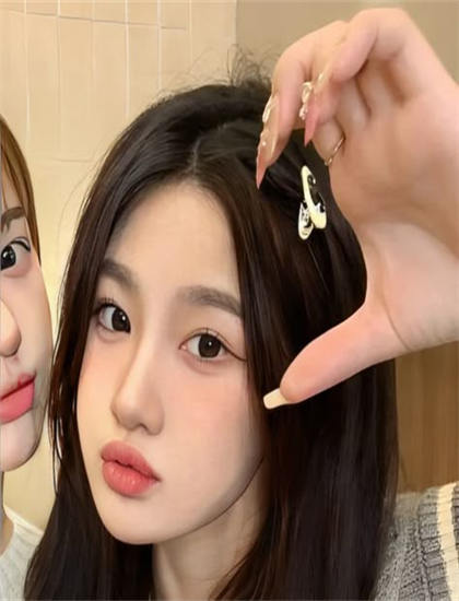 少女免费观看高清版英语翻译_罗鸣老师的预测空间_嘉南传电视剧免费观看完整版40集